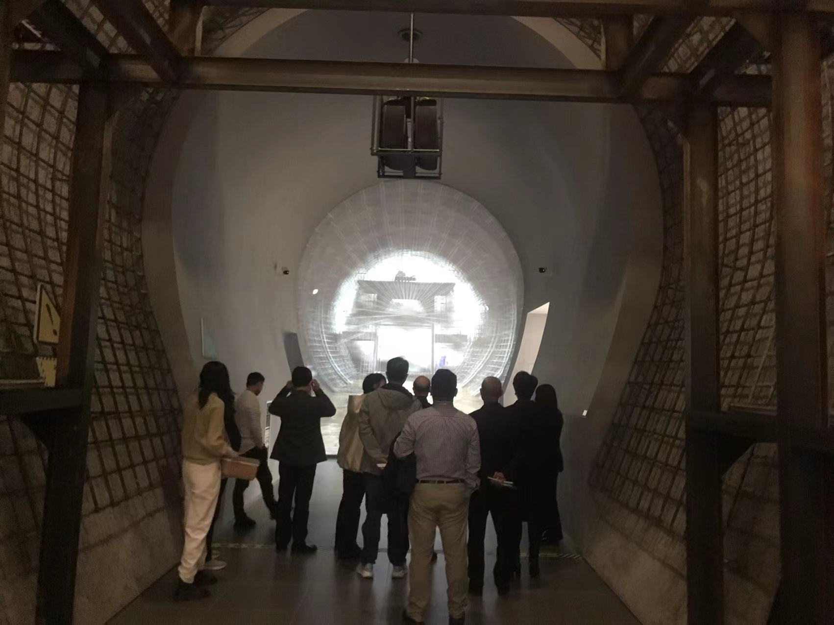 3D参观.jpg